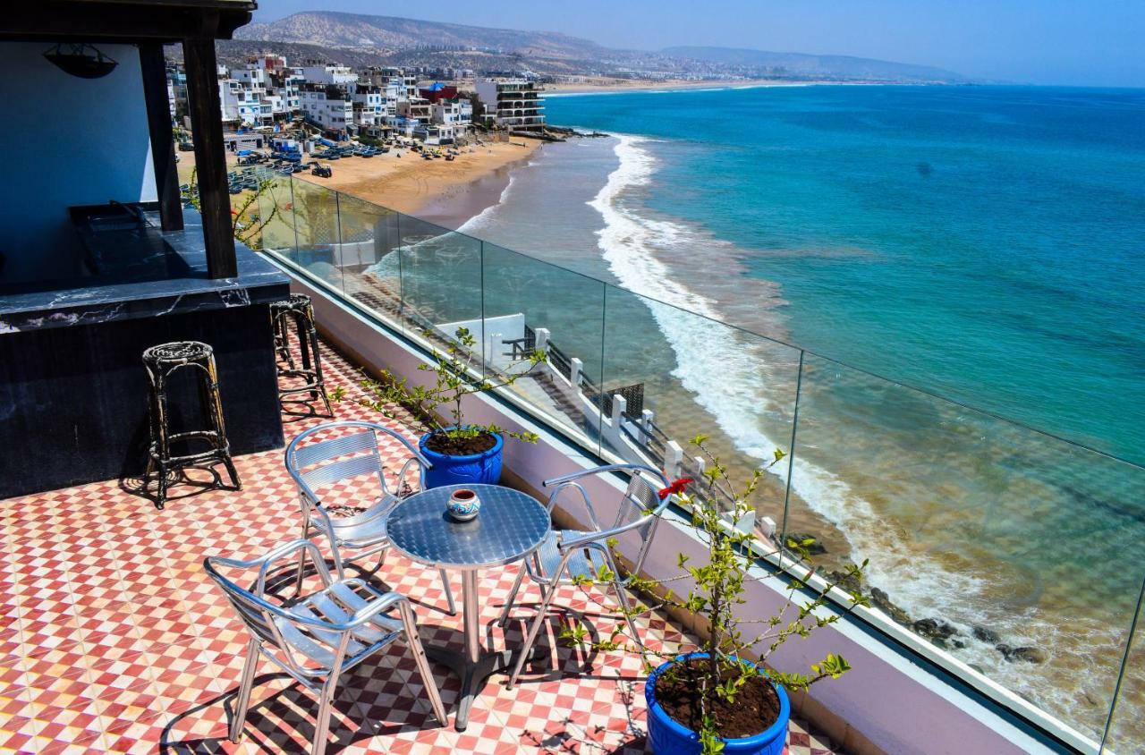 טגזוט Bouad Seafront Apartments & Rooms מראה חיצוני תמונה